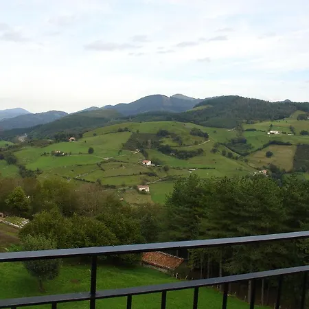 Casa Rural Alustiza * Villabona